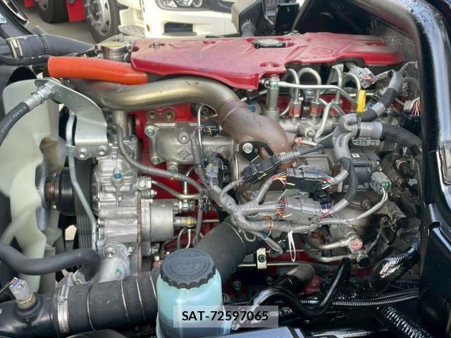 Hino DUTRO 2024-01 7961264-27