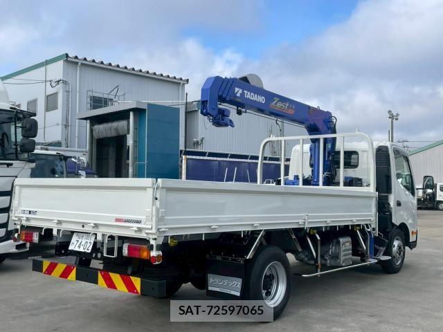 Hino DUTRO 2024-01 7961264-3
