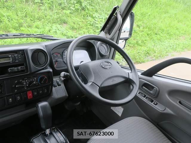 Hino DUTRO 2018-12 7961311-14