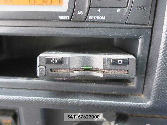 Hino DUTRO 2018-12 7961311-18