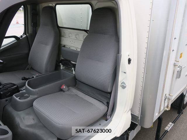 Hino DUTRO 2018-12 7961311-20