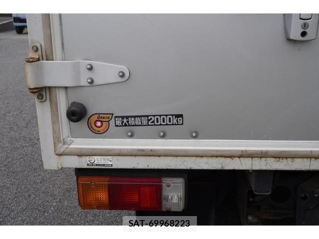 Hino DUTRO 2021-03 7961308-23