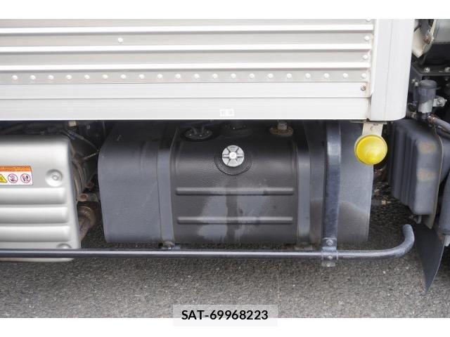 Hino DUTRO 2021-03 7961308-25
