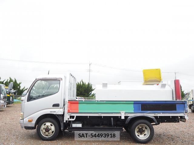Hino DUTRO 2011-11 7961309-1