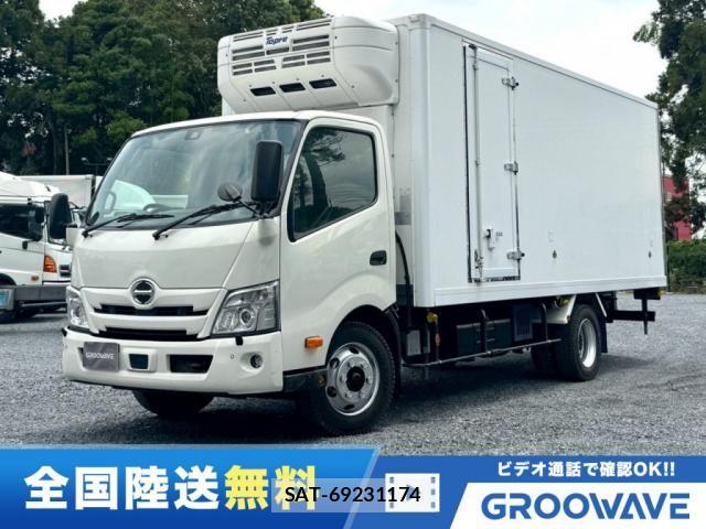 Hino DUTRO 2022-02 7961277-0