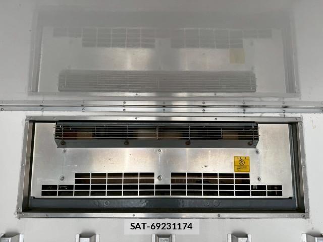 Hino DUTRO 2022-02 7961277-16