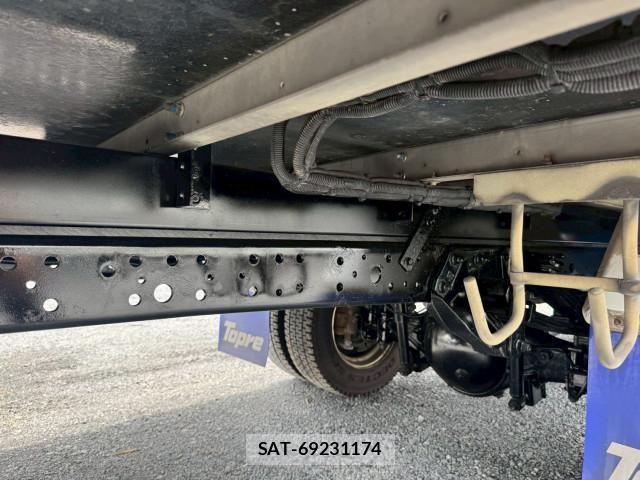 Hino DUTRO 2022-02 7961277-24