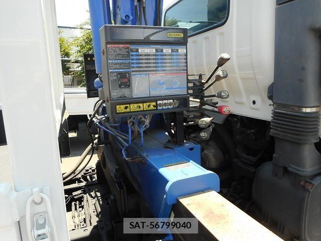Hino DUTRO 2015-12 7961290-16