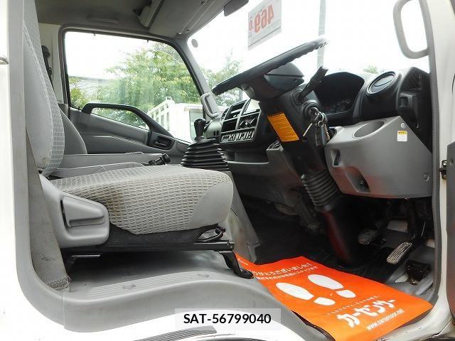Hino DUTRO 2015-12 7961290-21