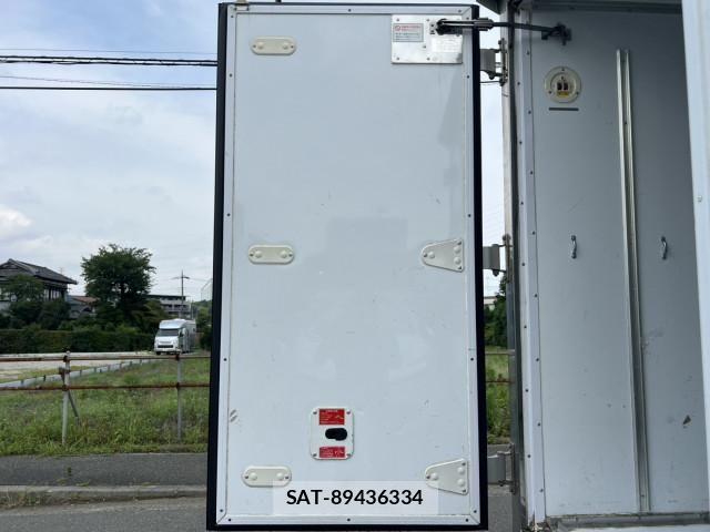 Hino DUTRO 2020-03 7961289-15