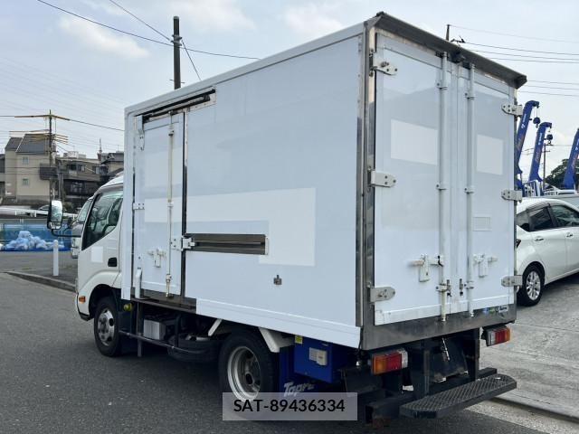Hino DUTRO 2020-03 7961289-3