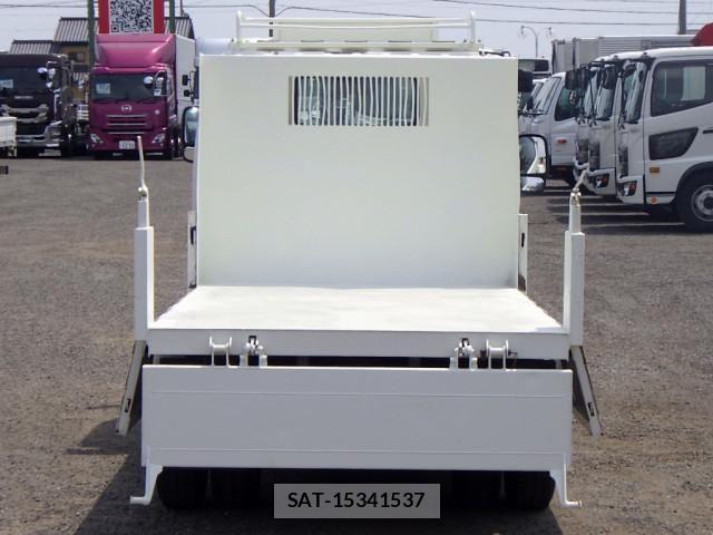 Hino DUTRO 2019-06 7961293-11