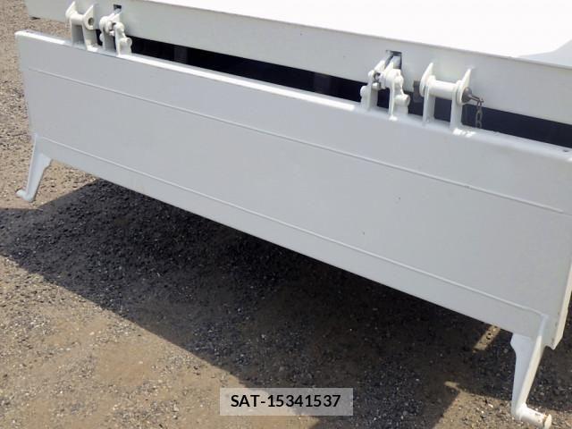 Hino DUTRO 2019-06 7961293-18