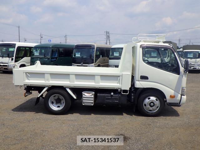 Hino DUTRO 2019-06 7961293-2