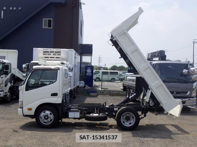 Hino DUTRO 2019-06 7961293-6