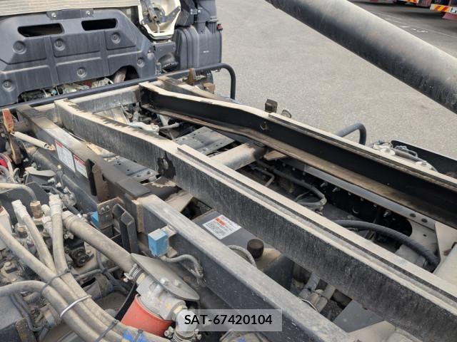 Hino DUTRO 2019-10 7961269-21
