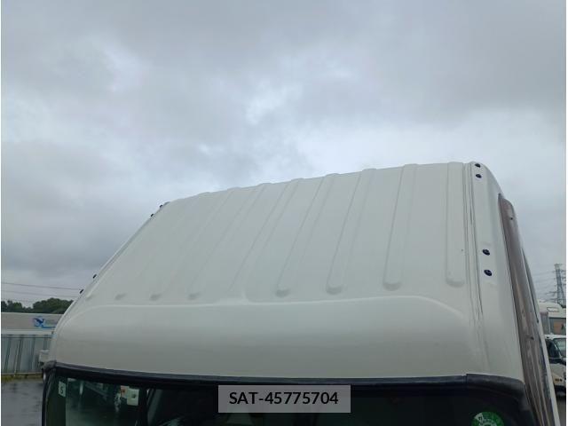 Hino DUTRO 2017-05 7961303-7