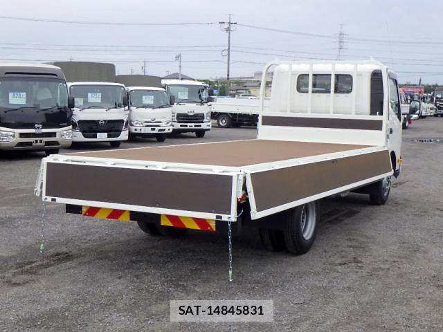Hino DUTRO 2025-11 7961275-10