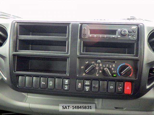 Hino DUTRO 2025-11 7961275-27