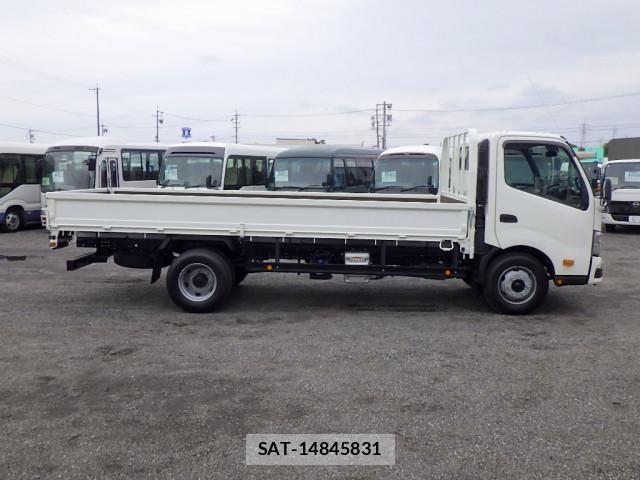 Hino DUTRO 2025-11 7961275-3