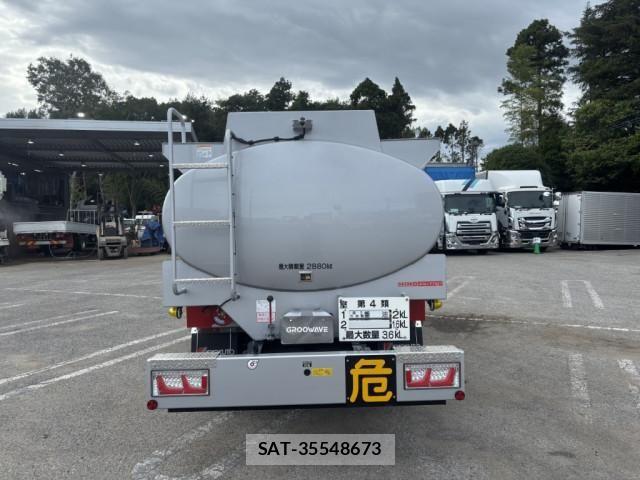 Hino DUTRO 2026-01 7961258-8
