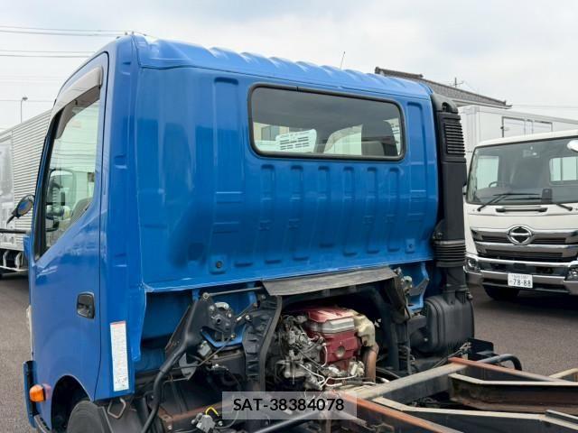 Hino DUTRO 2014-05 7961285-19