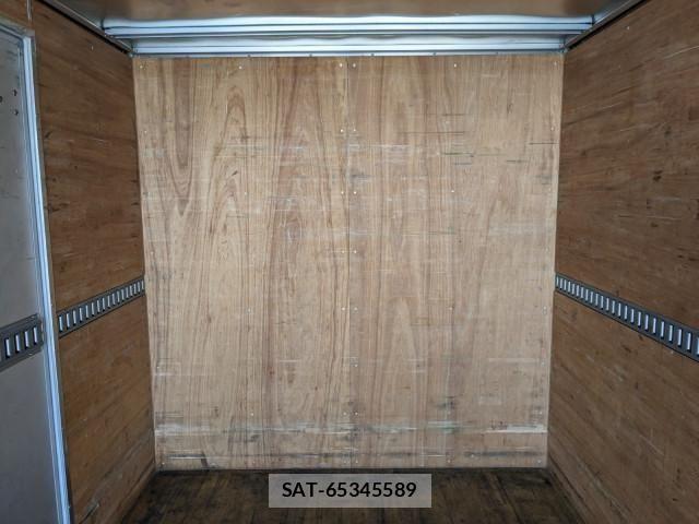 Hino DUTRO 2022-08 7961276-18