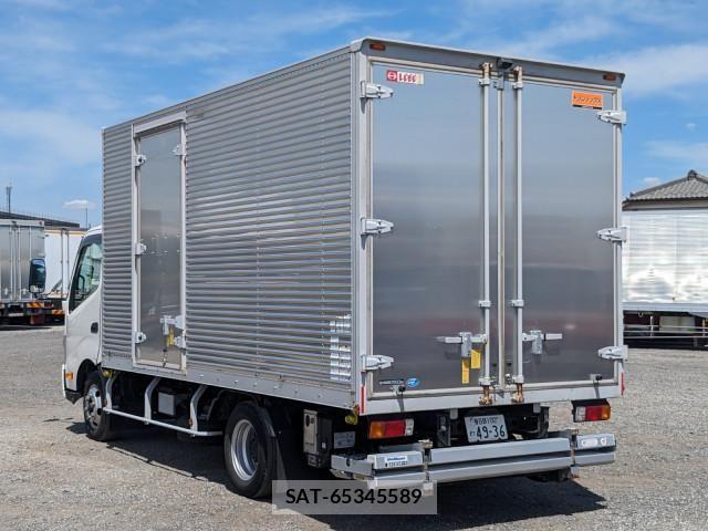 Hino DUTRO 2022-08 7961276-2