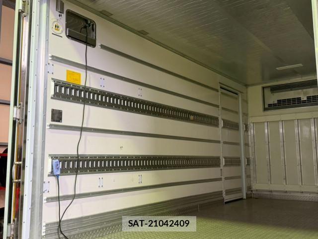 Hino DUTRO 2021-05 7961265-9