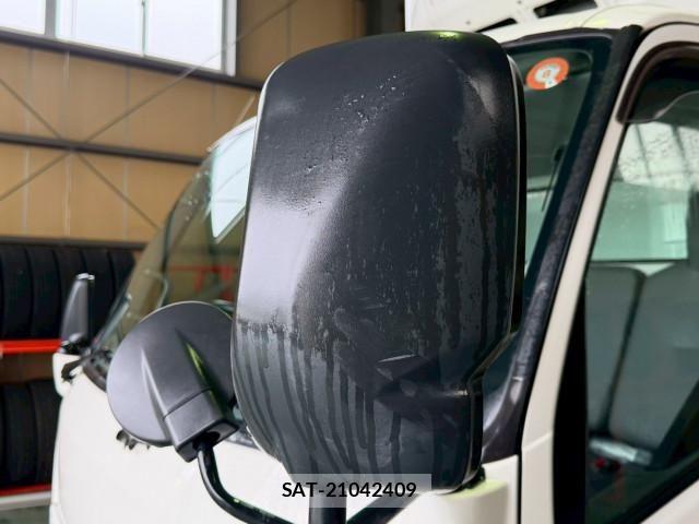 Hino DUTRO 2021-05 7961265-21