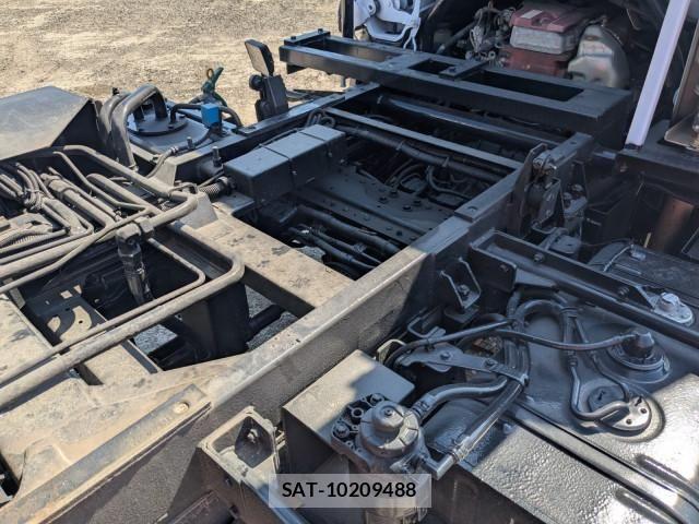 Hino DUTRO 2019-05 7961300-21