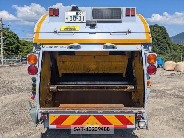 Hino DUTRO 2019-05 7961300-7