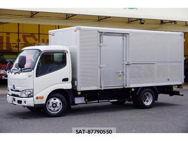 Hino DUTRO 2021-05 7961301-0