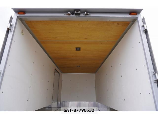 Hino DUTRO 2021-05 7961301-18
