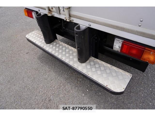 Hino DUTRO 2021-05 7961301-24