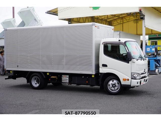 Hino DUTRO 2021-05 7961301-5