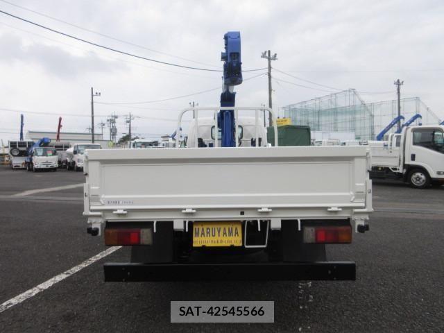 Hino DUTRO 2018-01 7961284-9