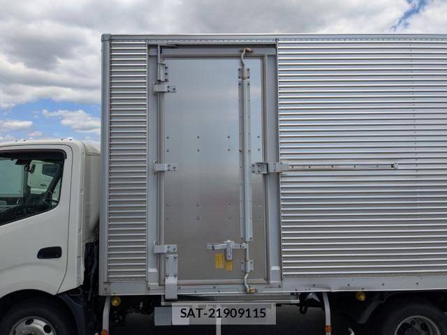 Hino DUTRO 2022-07 7961281-14
