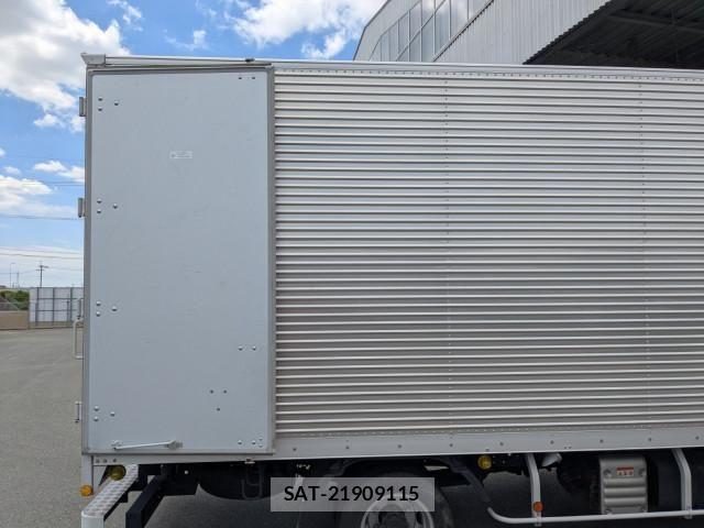 Hino DUTRO 2022-07 7961281-16