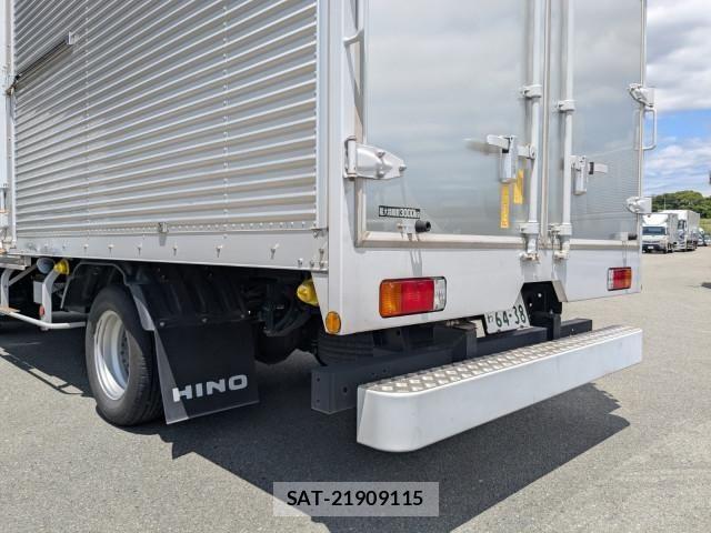 Hino DUTRO 2022-07 7961281-4