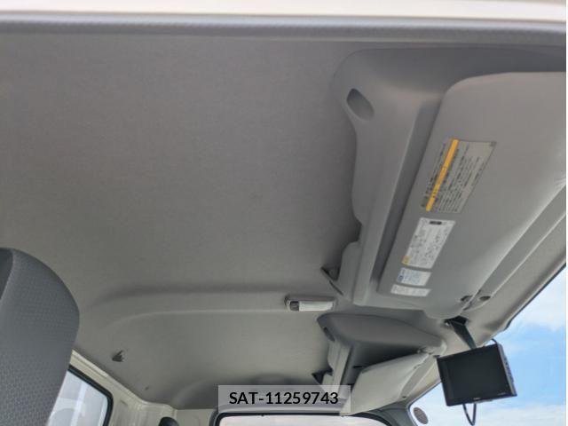 Hino DUTRO 2019-10 7961280-10