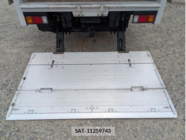 Hino DUTRO 2019-10 7961280-16
