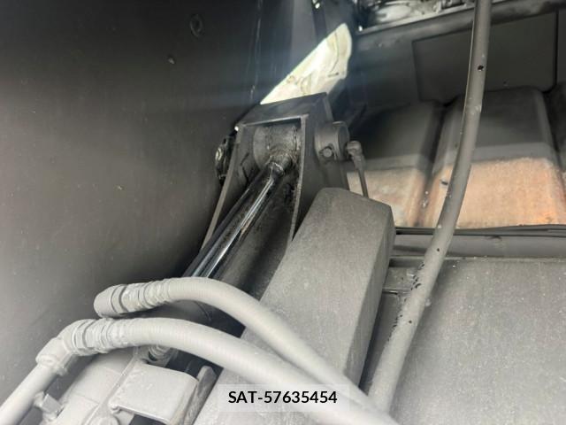 Hino DUTRO 2017-11 7961288-12