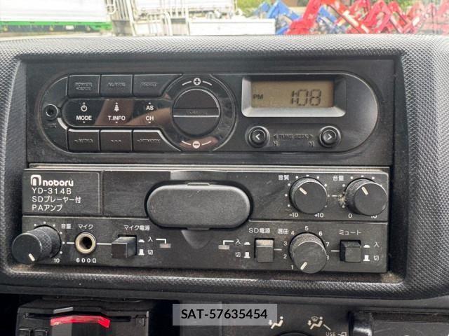 Hino DUTRO 2017-11 7961288-25