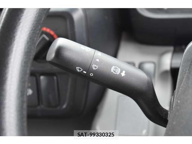 Hino DUTRO 2019-08 7961298-12