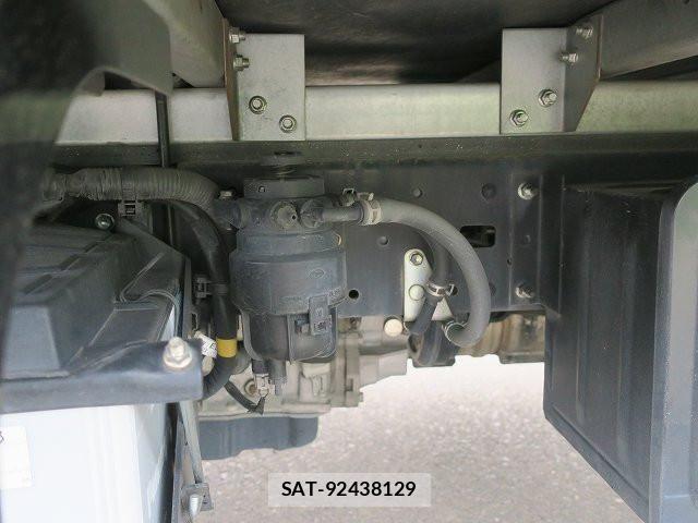 Hino DUTRO 2018-12 7979090-9