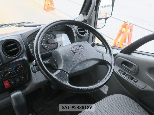 Hino DUTRO 2018-12 7979090-14