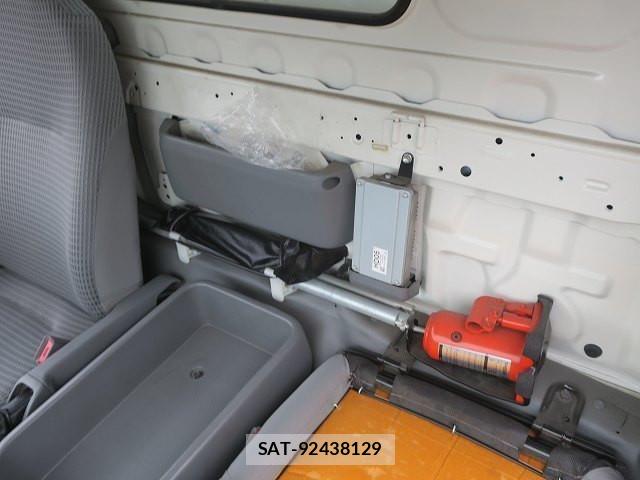 Hino DUTRO 2018-12 7979090-22