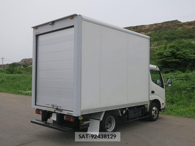 Hino DUTRO 2018-12 7979090-2