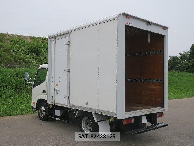 Hino DUTRO 2018-12 7979090-5